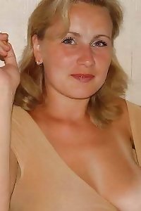 picture of Mom-I-would-Like-to-Fuck takes care her giant white penis in the